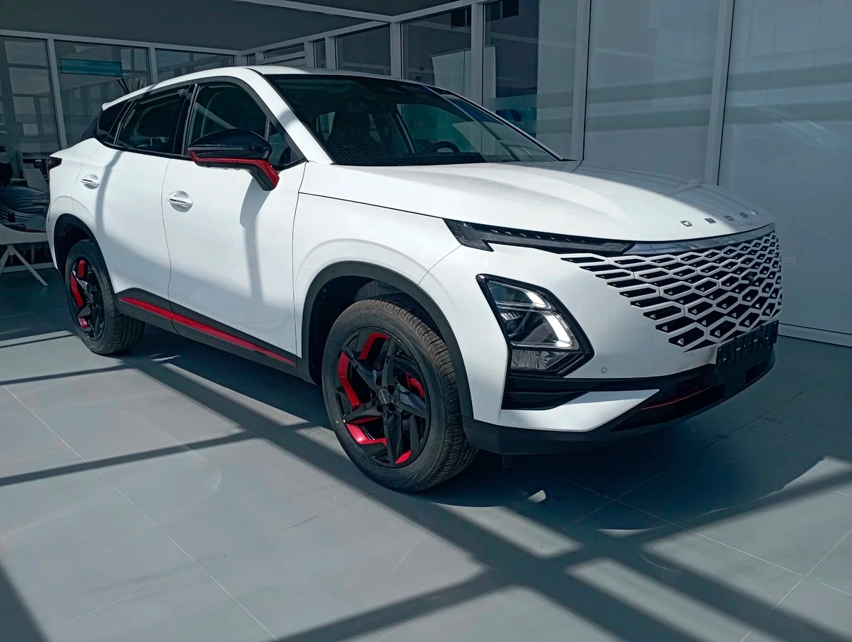Omoda C5 с автосалона по цене от 997 000 рублей